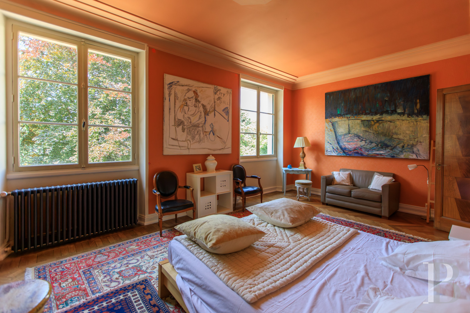 En Saône-et-Loire, à Mâcon, une villa et son jardin entièrement de style Art déco - photo  n°44